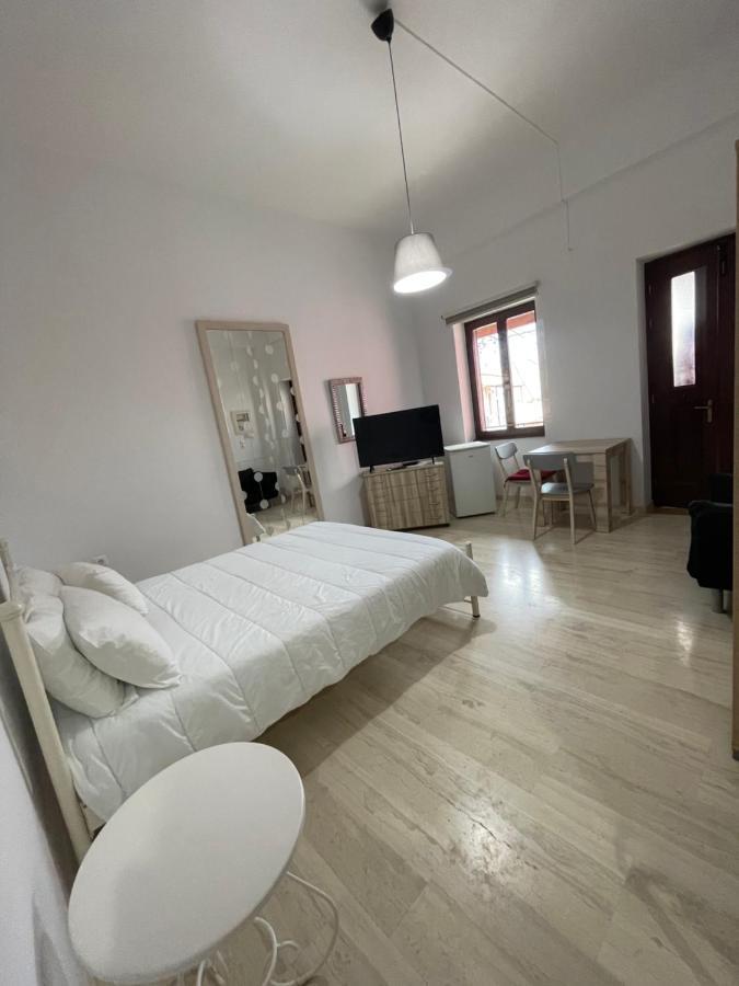 Aphaias Apartments Aegina Buitenkant foto